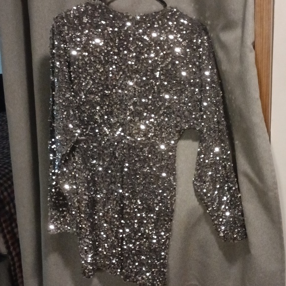 Clothes - Picture 2 of 2